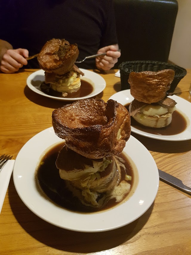 Pie & Ale