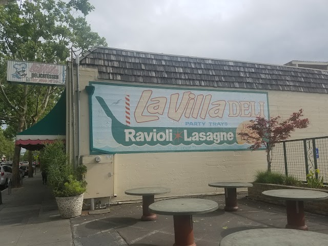 Bertucelli's La Villa Gourmet