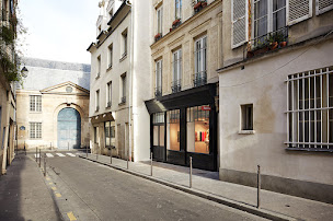 Photo n°3 de Supreme à Paris (Magasin de vêtements pour hommes)