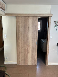 Photo n°10 de Menuiseries CYM POSE à Rumilly (Menuisier)