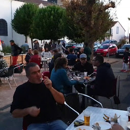 Photo n°59 de Le Caveau du Fort à Chambaron sur Morge (Pizzas à emporter)