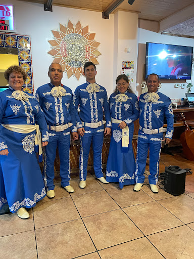 Mariachi Villa De Guadalupe