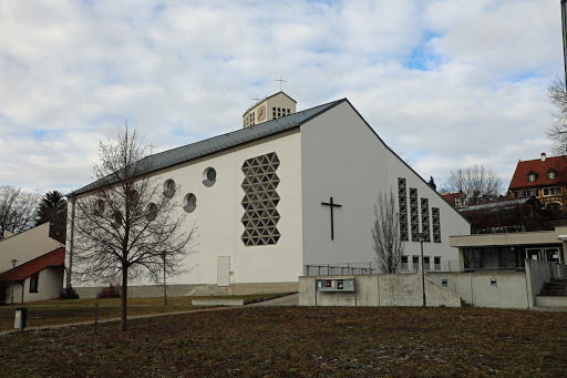 Pfarrkirche Zum Allerheiligsten Welterlöser - Thumbnail