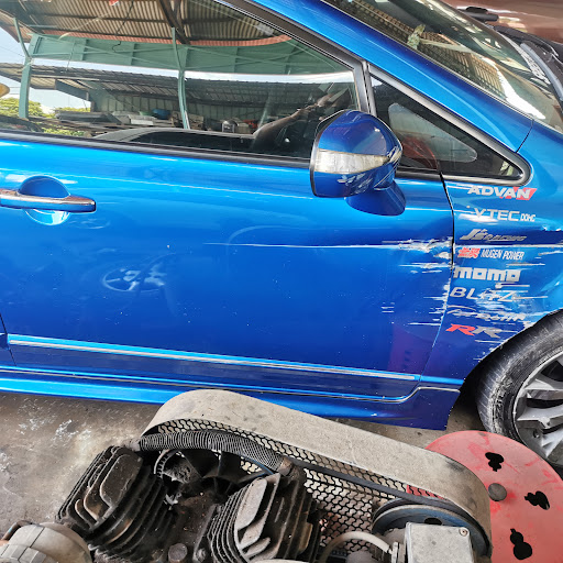 Wee Brothers Mudguards Repairers