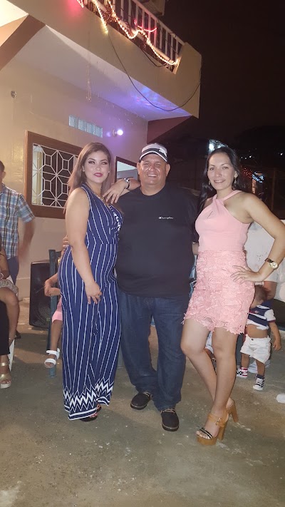 Photos of kubiec conduit sucursal portoviejo
