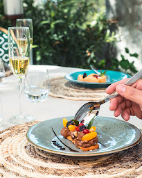 Photo n°85 de Domaine Perréal, Chambres, Gîtes, Caveau dégustation, Restaurant à Gargas (Cave à vins)