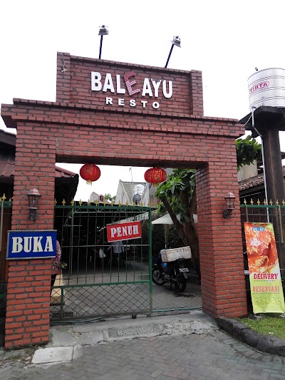 Photos of Bale Ayu Giwangan