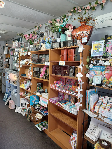 This & That Milbank gifts & crystals Gallery - United States