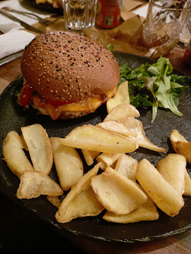 Dù Pub - Visual