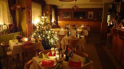 Photos of Hotel Maruska ***