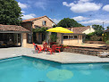 Maison d'hôtes avec piscine chauffée à Toulouse | Location de vacances Bed and Breakfast à Toulouse – Chambre privée à lit double avec salle de douches et wc. à  Toulouse