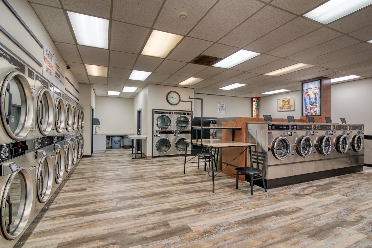 E-Z Laundry laundromat interior in Salem, OR