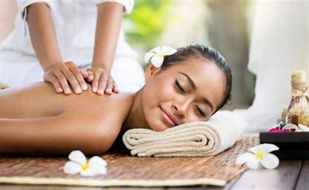 Lush Massage and Spa Gallery - Canada