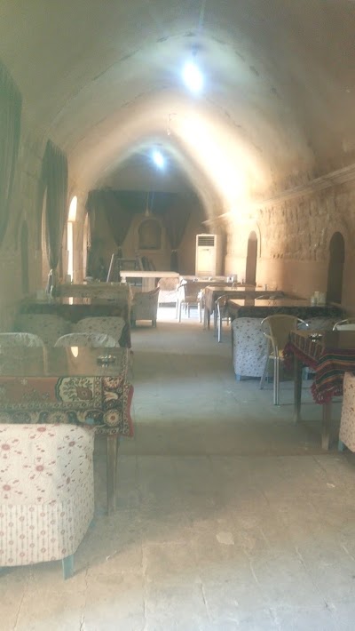 Photos of Geluske Hani