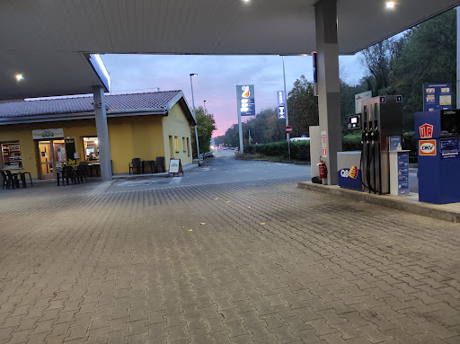 Q8 STAZIONE DI SERVIZIO CARBURANTI METANO GPL AL.BO. snc