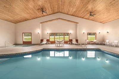 Country Inn & Suites By Radisson, Detroit Lakes, MN