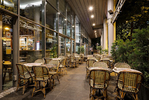 Photo n°22 de Le France à Saint-Denis (Bar sportif)