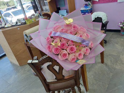 Marely Flowers - Thumbnail