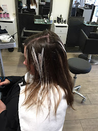 Photo n°13 de Tendance et Création à Lyon (Salon de coiffure)