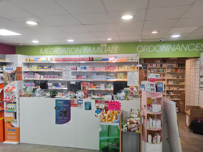 PHARMACIE MOGUEM NKUITE