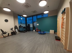 Photo n°3 de Louis DUTOUR à Saint-Julien-les-Villas (Kinésithérapeute)