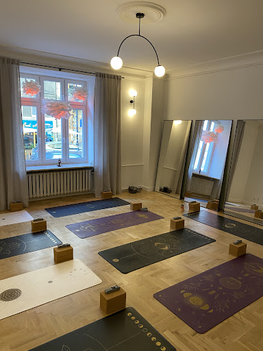 yestem yoga studio