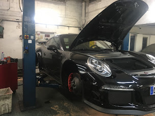 Photo n°11 de GARAGE PONIATOWSKI PARIS 12 à Paris (Atelier de réparation automobile)