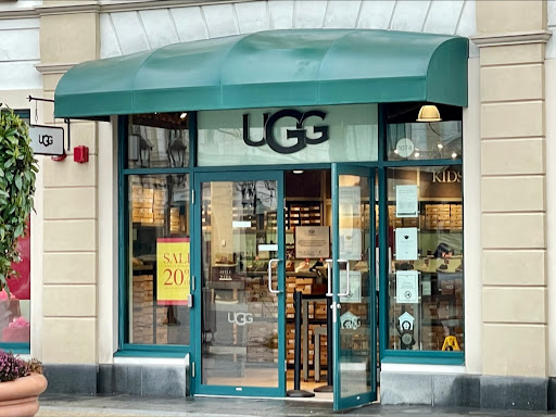 UGG McArthur Glen
