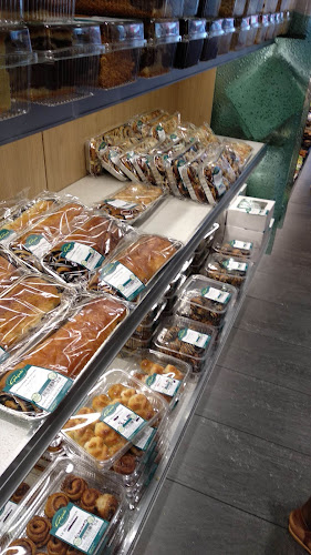 Grodzinski Stamford Hill bakery - Bakery