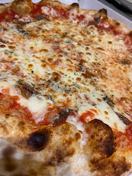 Photo n°22 de Restaurant - Pizzeria MANGIO PIZZA à Saint-Jeoire (Restaurant italien)