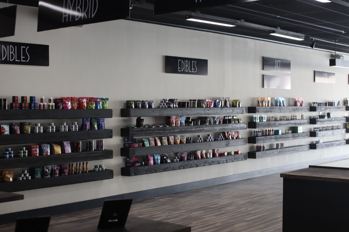 Paper & Leaf (THC - no medical card needed) photo 2