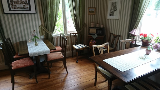 Krutans rooms and a cafe in Borgholm