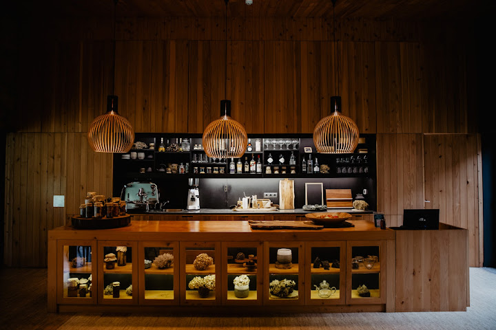 Furnas Lake Forest Living by null