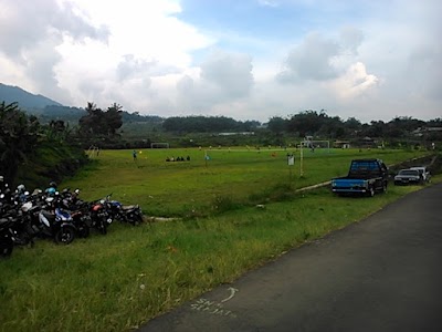 Photos of Lapangan Sepak bola Mendongan