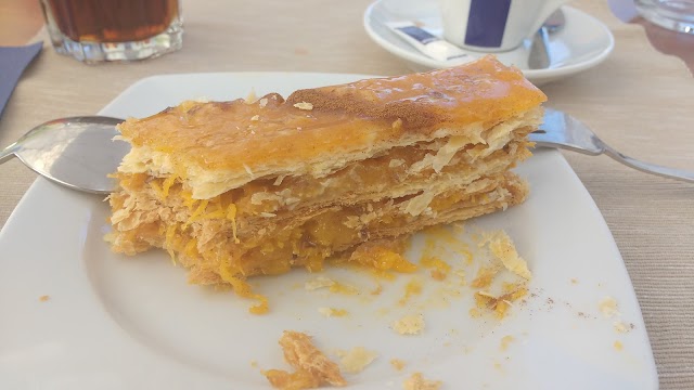 Vila Adentro