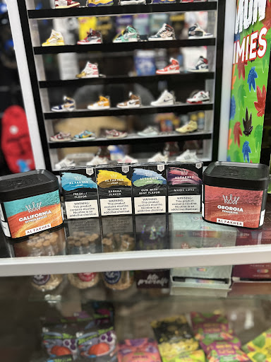 Smoove's Smoke Shop Miramar - Thumbnail