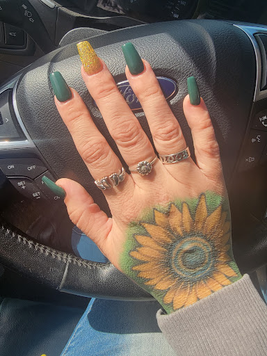 Sam Nails - Visual