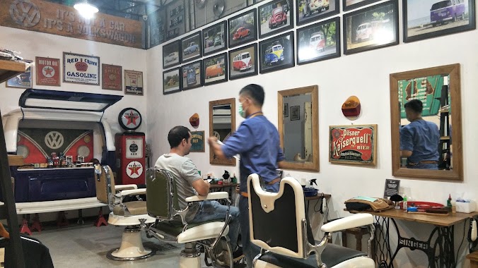 The Batavia Vintage Barbershop, Author: Chris Stephan