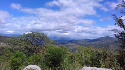Photos of Y Mirador Por La Paz Park