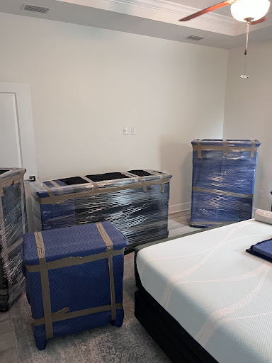Captain D's Moving - Visual