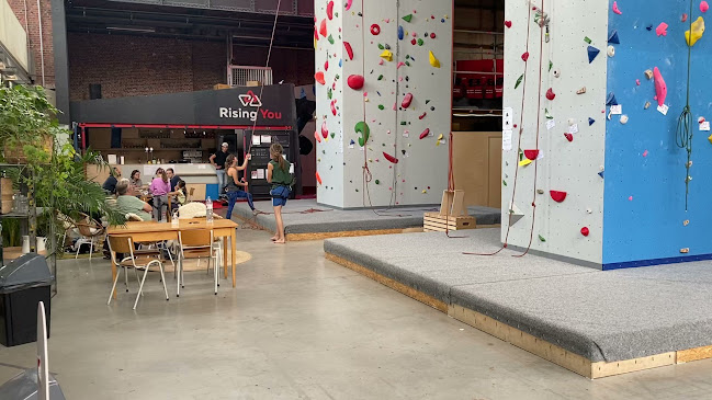 Beoordelingen van Klimzaal Rising You in Andenne - Sportschool