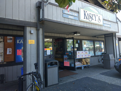 Kasey's - Visual