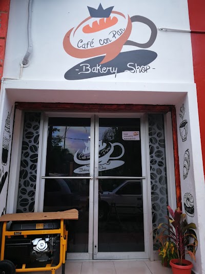 Photos of Caf&eacute; con Pan Bakery Shop