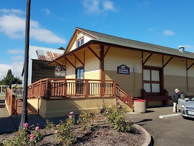 Santiam Travel Station