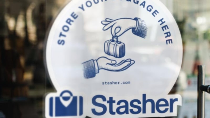 Stasher Luggage Storage - Goodge Street Underground Station photo 2