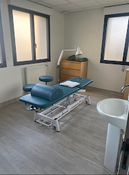 Photo n°3 de LECHEVALIER Arnaud, ANDRE Émilie, JANOSKOVA Obéline, DE WITTE Constance, DENNEVAL Gautier, CASTAING Benjamin à Amiens (Ostéopathe)