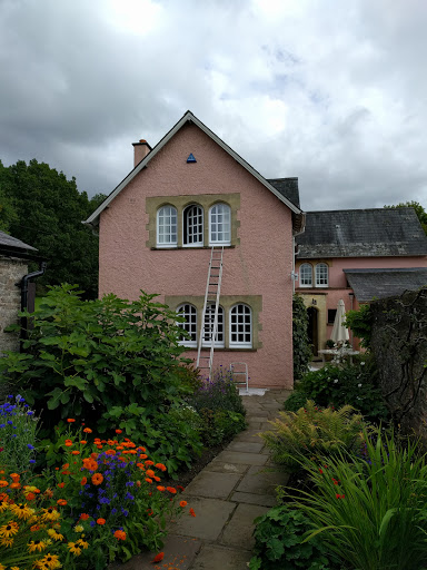 Designer Decor Painter And Decorator - Thumbnail