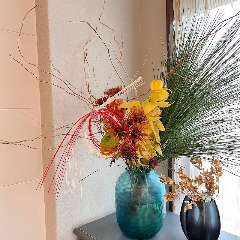 【小顔リンパ・シミケア・美肌フェイシャル】sistoi～シストワ～