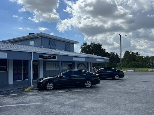 BETTY LANE INVESTIT SHOPPING CENTER