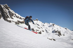 Photo n°5 de Mad Kamel Eyewear à Chamonix-Mont-Blanc (Magasin de lunettes de soleil)